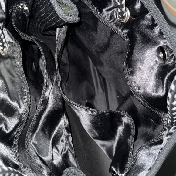 Ty Sage Green Perforated Tote Bag - Picture 5 of 5